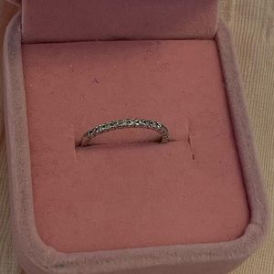 Macys Diamond band 14k white gold size 5